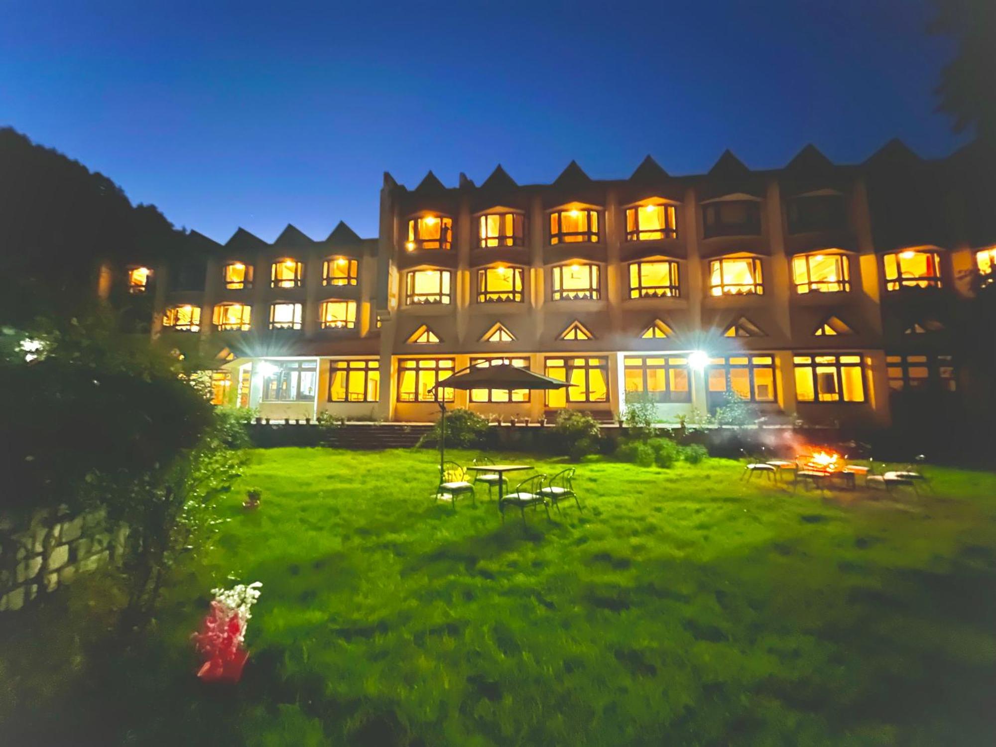 Ramayan Resort, In City Centre Manali By Ramanand Sagar Kültér fotó